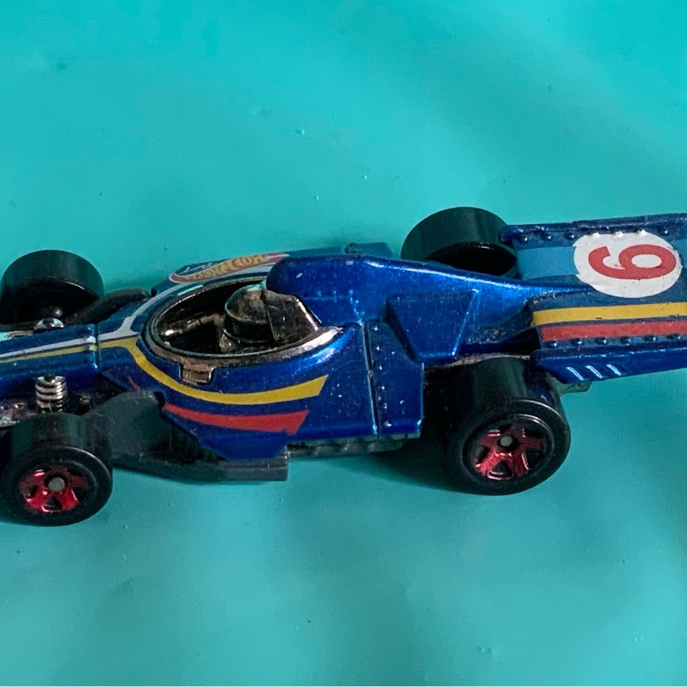 Colorful Racing Toy Cars Set - Picture 3 of 5